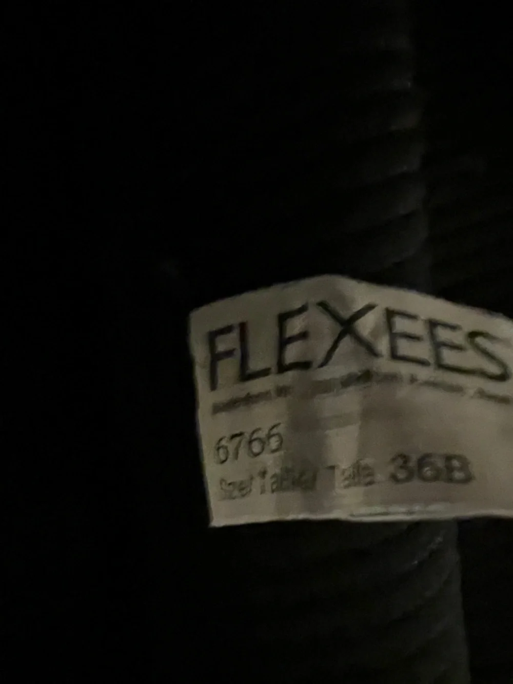 Flexees Black Shapewear Bra with Support Band - Picture 2 of 4